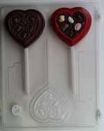 Heart-shaped candy box w/ chocolates V138