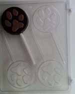 Paw print on round AO005